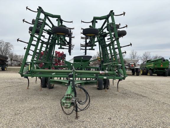 2008 John Deere 2210 Field Cultivator