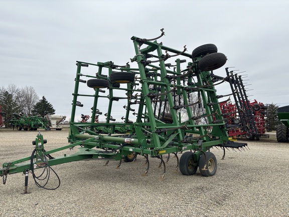 2008 John Deere 2210 Field Cultivator