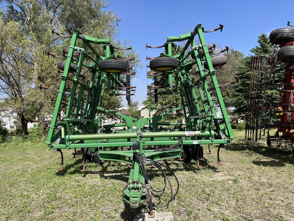 2008 John Deere 2210 Field Cultivator