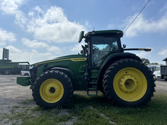 2023 John Deere 8R 370 Tractor