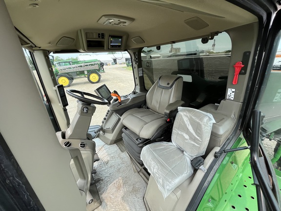 2023 John Deere 600R Misc