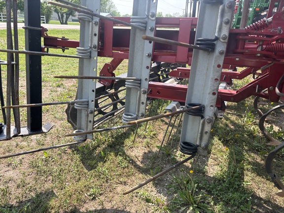 2009 Wil-Rich Quad X2 Field Cultivator