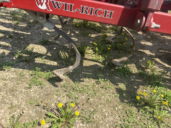 2009 Wil-Rich Quad X2 Field Cultivator