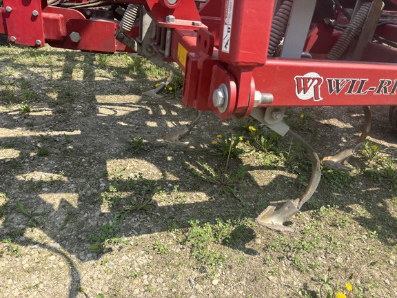 2009 Wil-Rich Quad X2 Field Cultivator