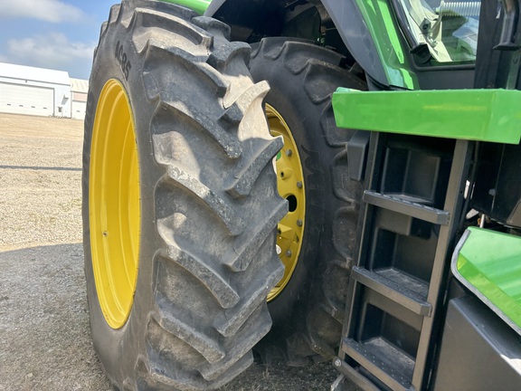 2023 John Deere 8R 280 Tractor