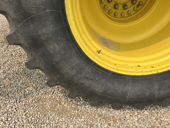 2017 John Deere S690 Combine