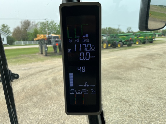 2017 John Deere S690 Combine