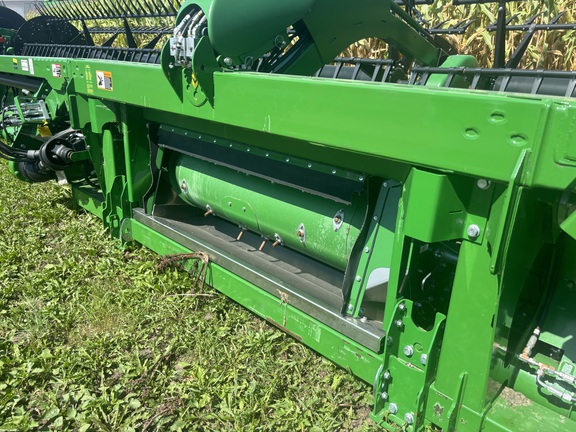 2023 John Deere RD45F Header Combine