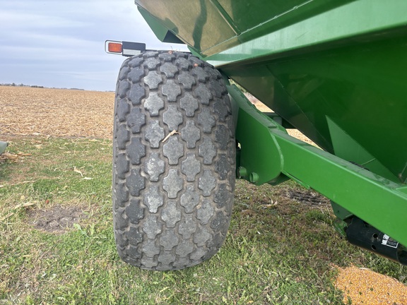 2007 Brent 780 Grain Cart