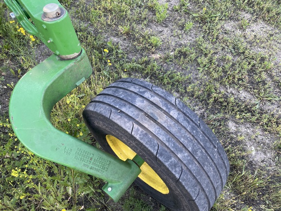 2023 John Deere 2430 Chisel Plow