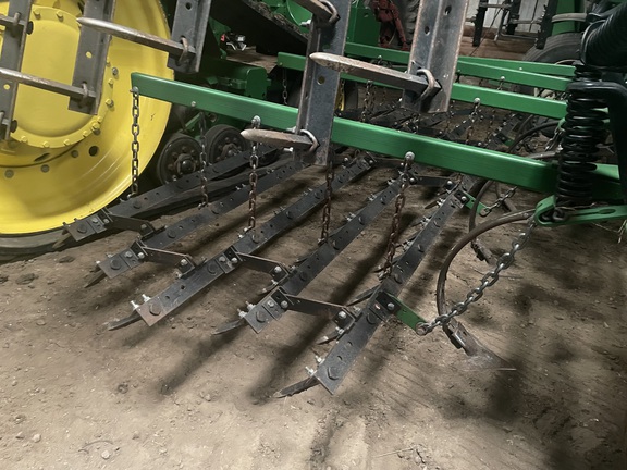 2002 John Deere 980 Field Cultivator