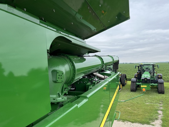2024 John Deere S790 Combine