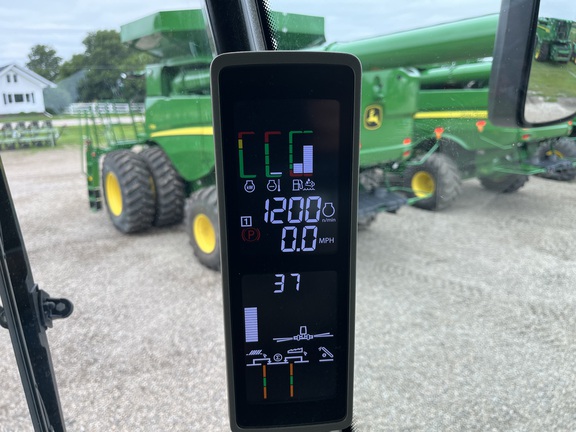 2024 John Deere S790 Combine