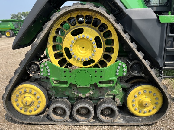 2023 John Deere 8RX 410 Tractor Rubber Track