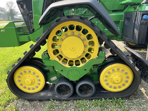 2023 John Deere 8RX 410 Tractor Rubber Track