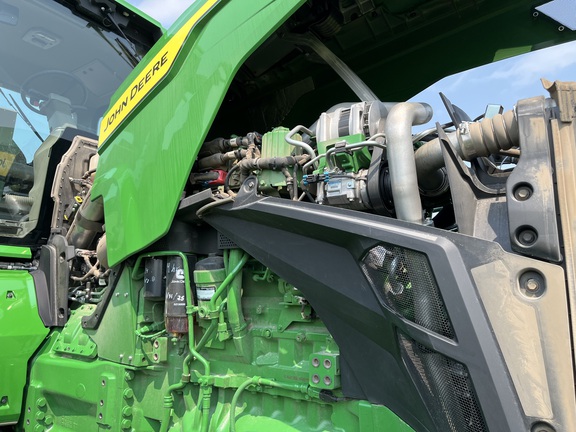 2023 John Deere 8RX 410 Tractor Rubber Track