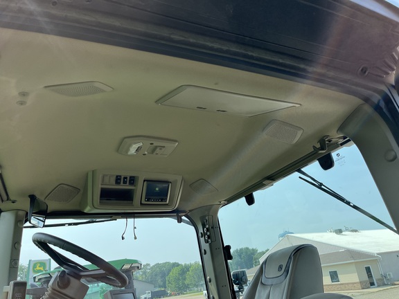 2023 John Deere 8RX 410 Tractor Rubber Track