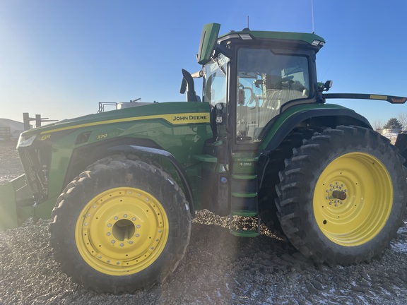 2024 John Deere 8R 370 Tractor