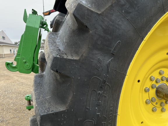 2024 John Deere 8R 370 Tractor