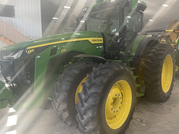 2024 John Deere 8R 370 Tractor