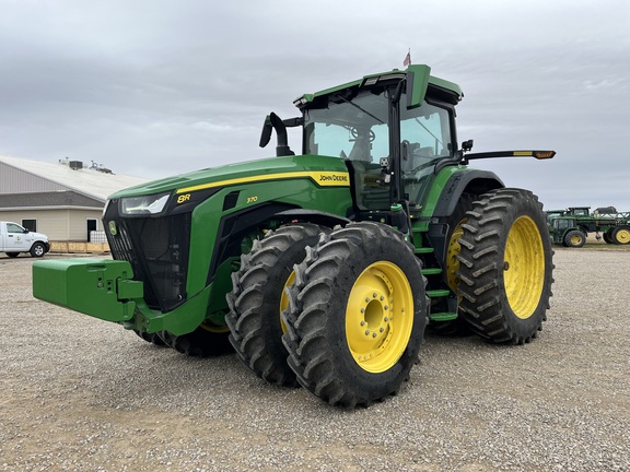 2024 John Deere 8R 370 Tractor