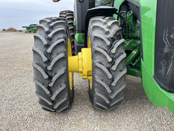 2024 John Deere 8R 370 Tractor