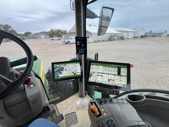 2024 John Deere 8R 310 Tractor