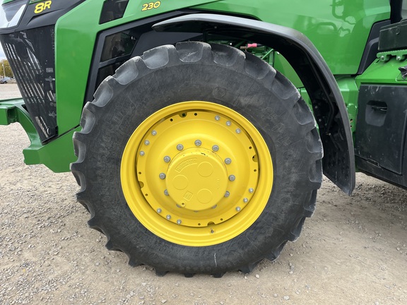 2024 John Deere 8R 230 Tractor