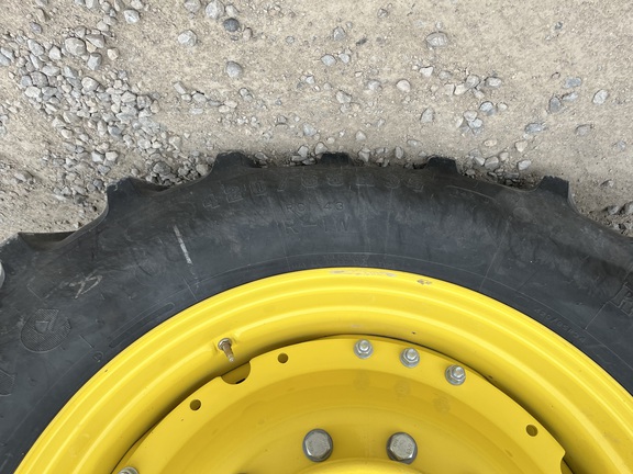 2024 John Deere 8R 230 Tractor