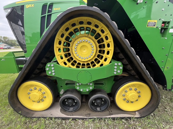 2023 John Deere 9RX 640 Tractor Rubber Track