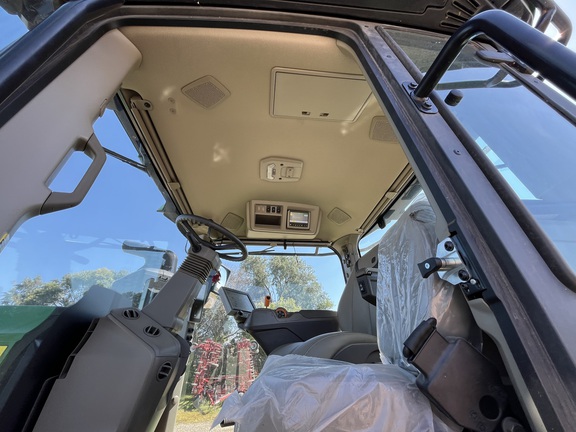 2023 John Deere 9RX 640 Tractor Rubber Track