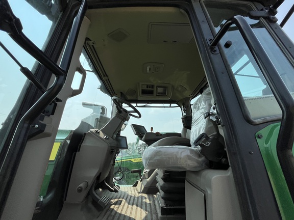 2023 John Deere 9RX 640 Tractor Rubber Track