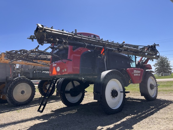 2018 Miller Pro Nitro 7310 Sprayer/High Clearance