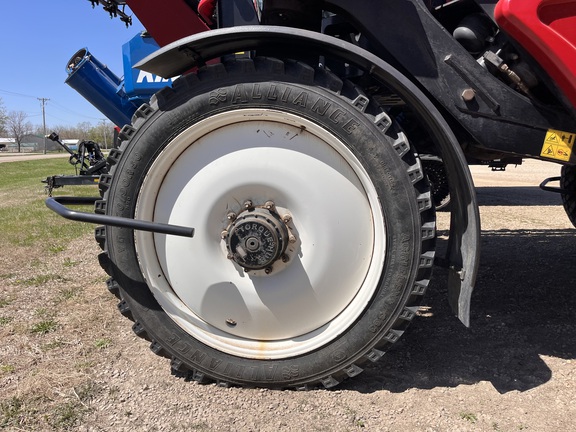 2018 Miller Pro Nitro 7310 Sprayer/High Clearance