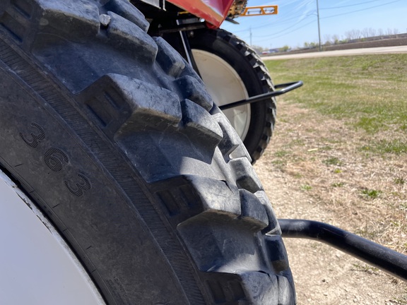 2018 Miller Pro Nitro 7310 Sprayer/High Clearance