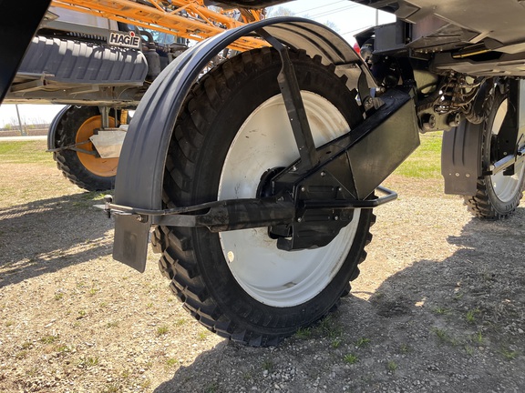 2018 Miller Pro Nitro 7310 Sprayer/High Clearance