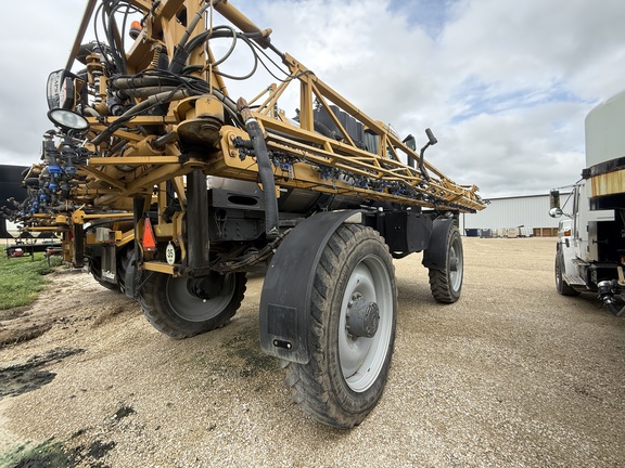 2017 RoGator RG1100B Sprayer/High Clearance
