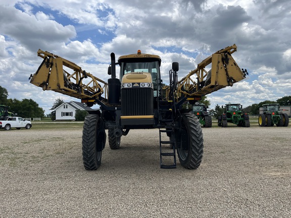 2017 RoGator RG1100B Sprayer/High Clearance