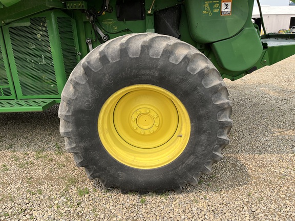 2008 John Deere 9570 STS Combine