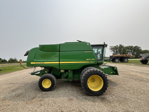 2008 John Deere 9570 STS Combine