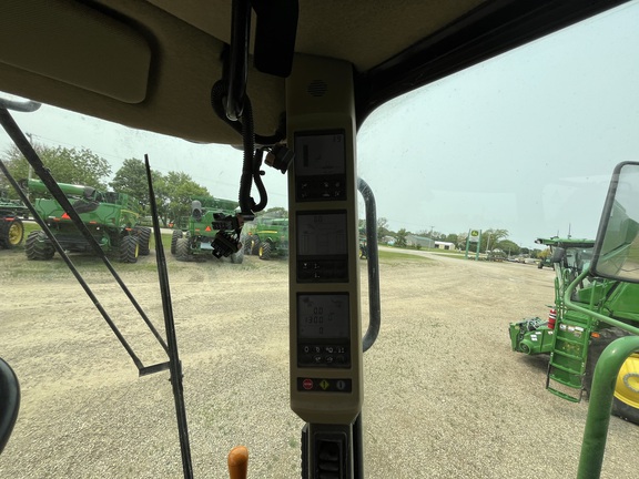 2008 John Deere 9570 STS Combine