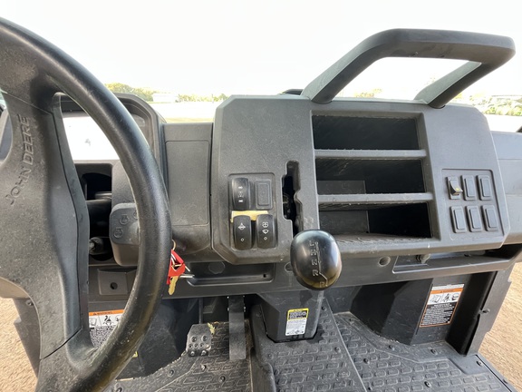 2021 John Deere XUV 835M ATV