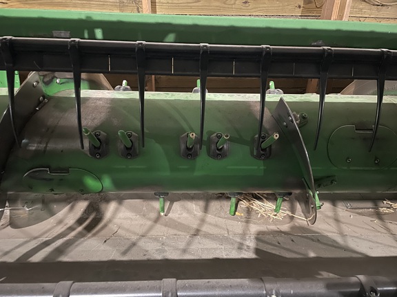 2010 John Deere 625F Header Combine