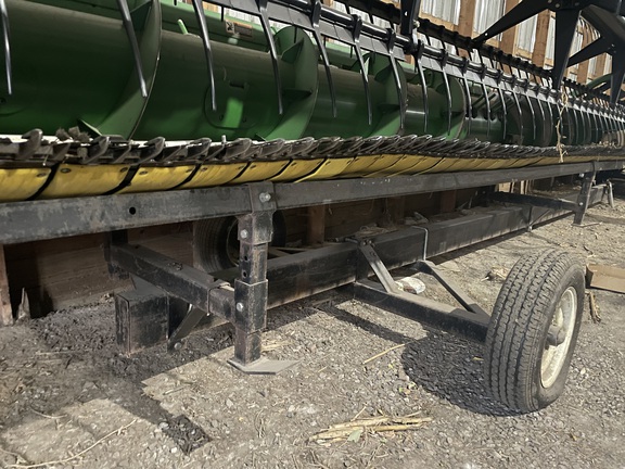 2010 John Deere 625F Header Combine