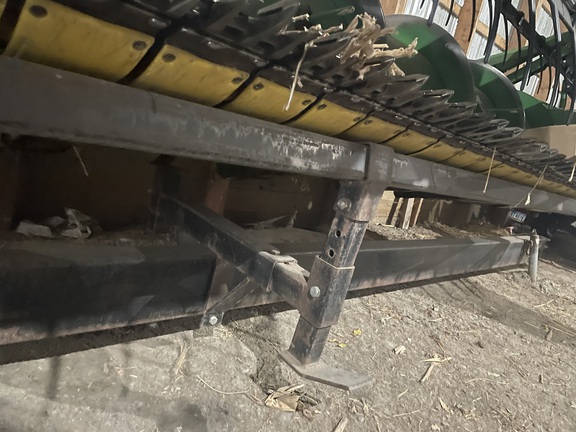 2010 John Deere 625F Header Combine