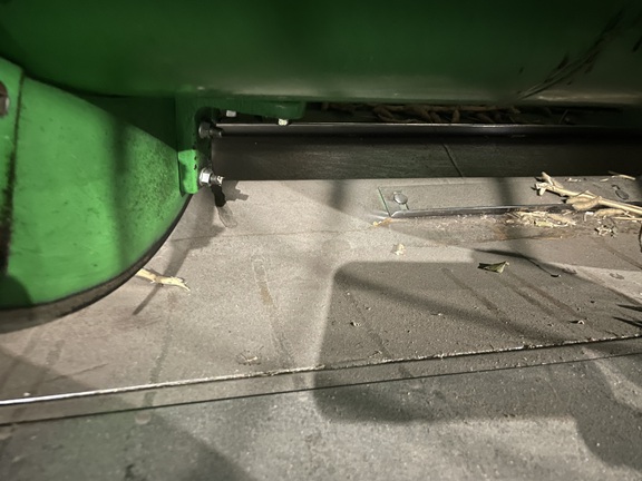 2010 John Deere 625F Header Combine