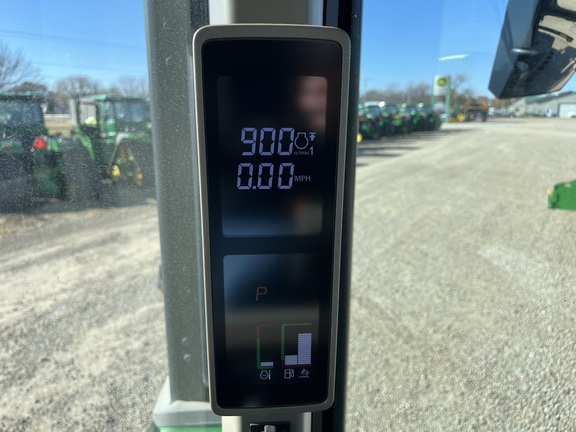 2023 John Deere 9RT 570 Tractor Rubber Track