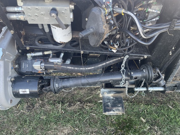 2017 MacDon FD75-40 Header Combine