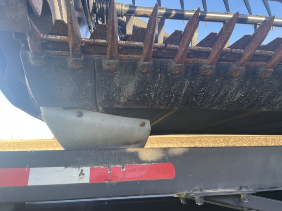 2017 MacDon FD75-40 Header Combine