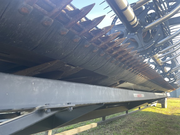 2017 MacDon FD75-40 Header Combine